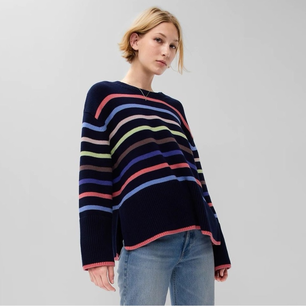 LIKE NEW GAP 100% Cotton Split-Hem Crewneck Sweater Navy and Multicolor Stripe - Picture 1 of 10